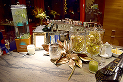 A SPARKLING NEW YEARS